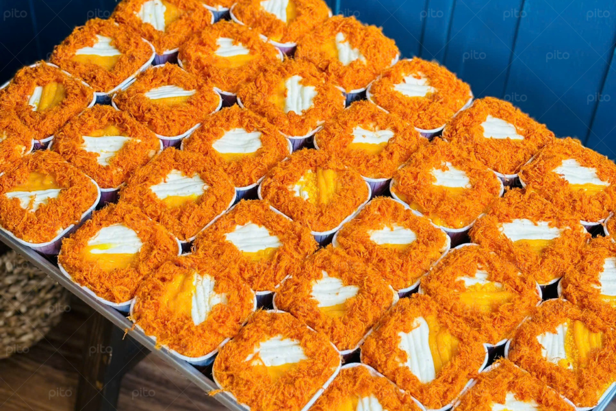 Box Bông Lan Trứng Muối Chà Bông Cay 3