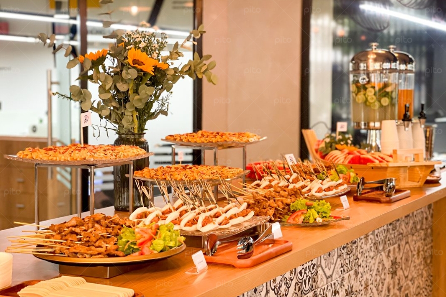 Tiệc Finger Food Rực Rỡ 01