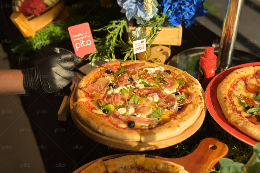 Tiệc Buffet Pizza 2