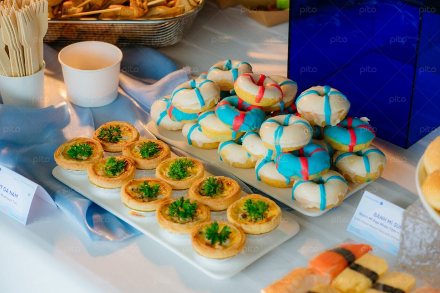 Tiệc Finger Food Decor Tone Xanh Biển  5